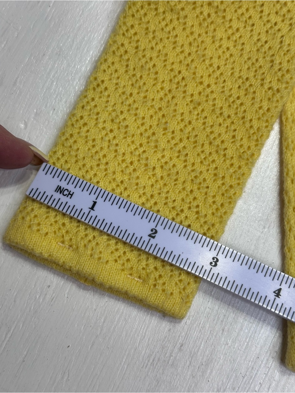 Vintage Stockpole Moore Tryon Co Yellow Crochet Knit Tie 100% Acrylic Retro - Picture 7 of 8